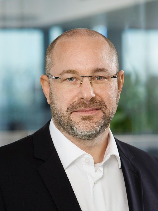 [IHR NAME] – Gründer KRI